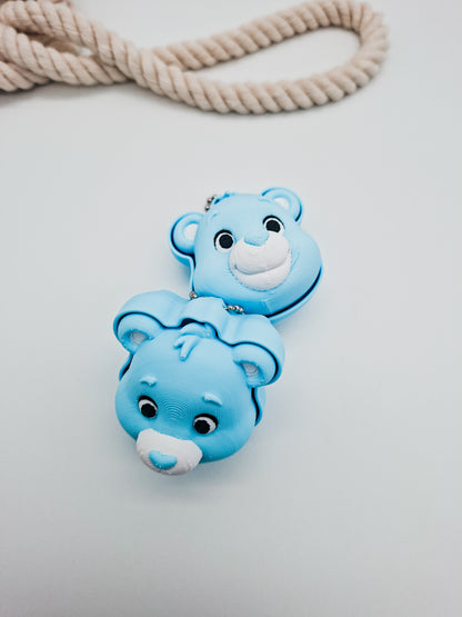3D-gedruckter Bärchen Fidget Klicker mit liebevollem Design.