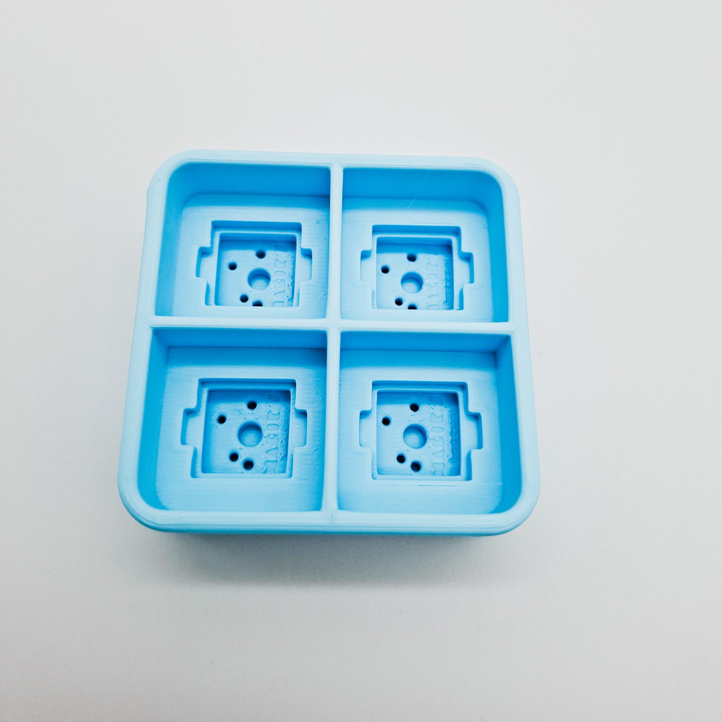 Lunchbox Base            (inklusive 4 Switches)