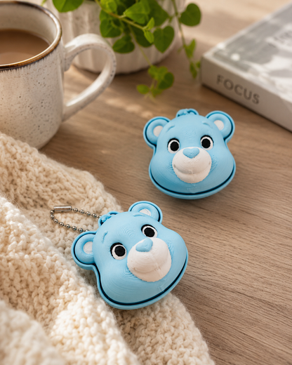 3D-gedruckter Bärchen Fidget Klicker mit liebevollem Design.