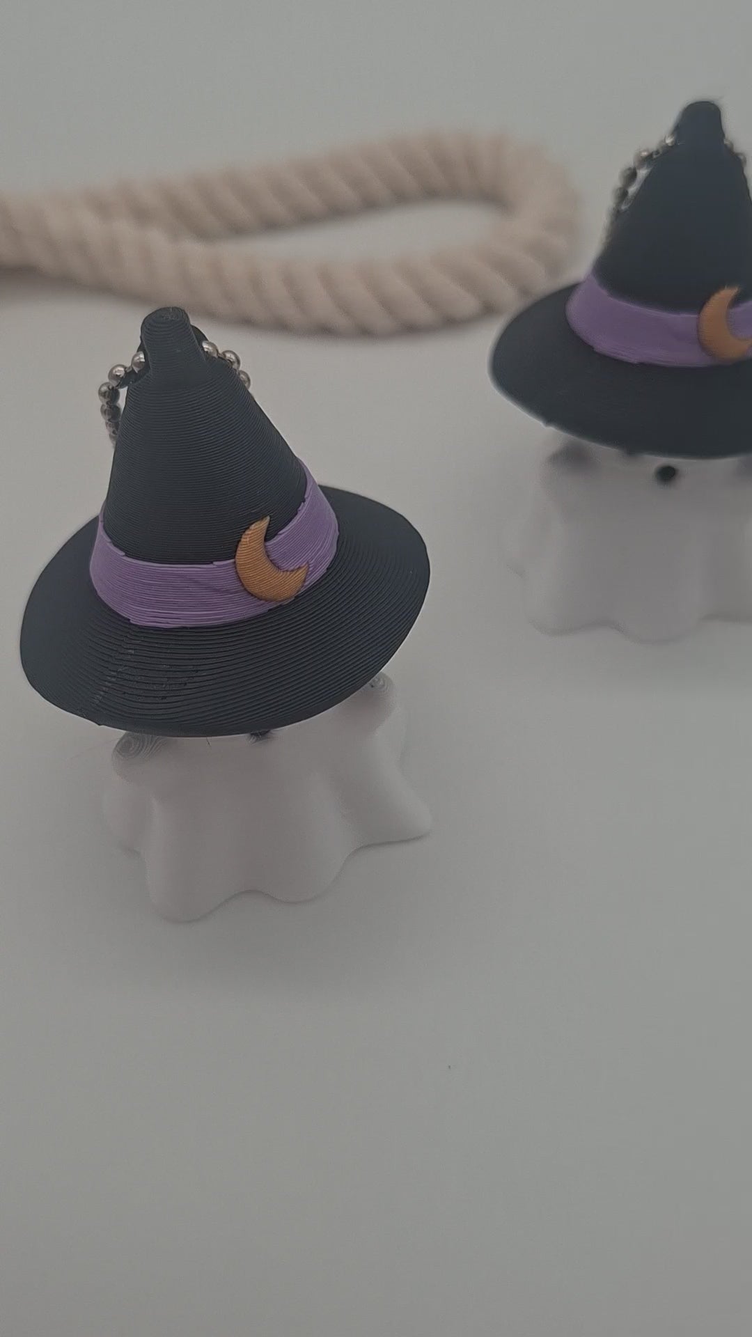 3D-gedruckter Geist Fidget Klicker mit liebevollem Design.