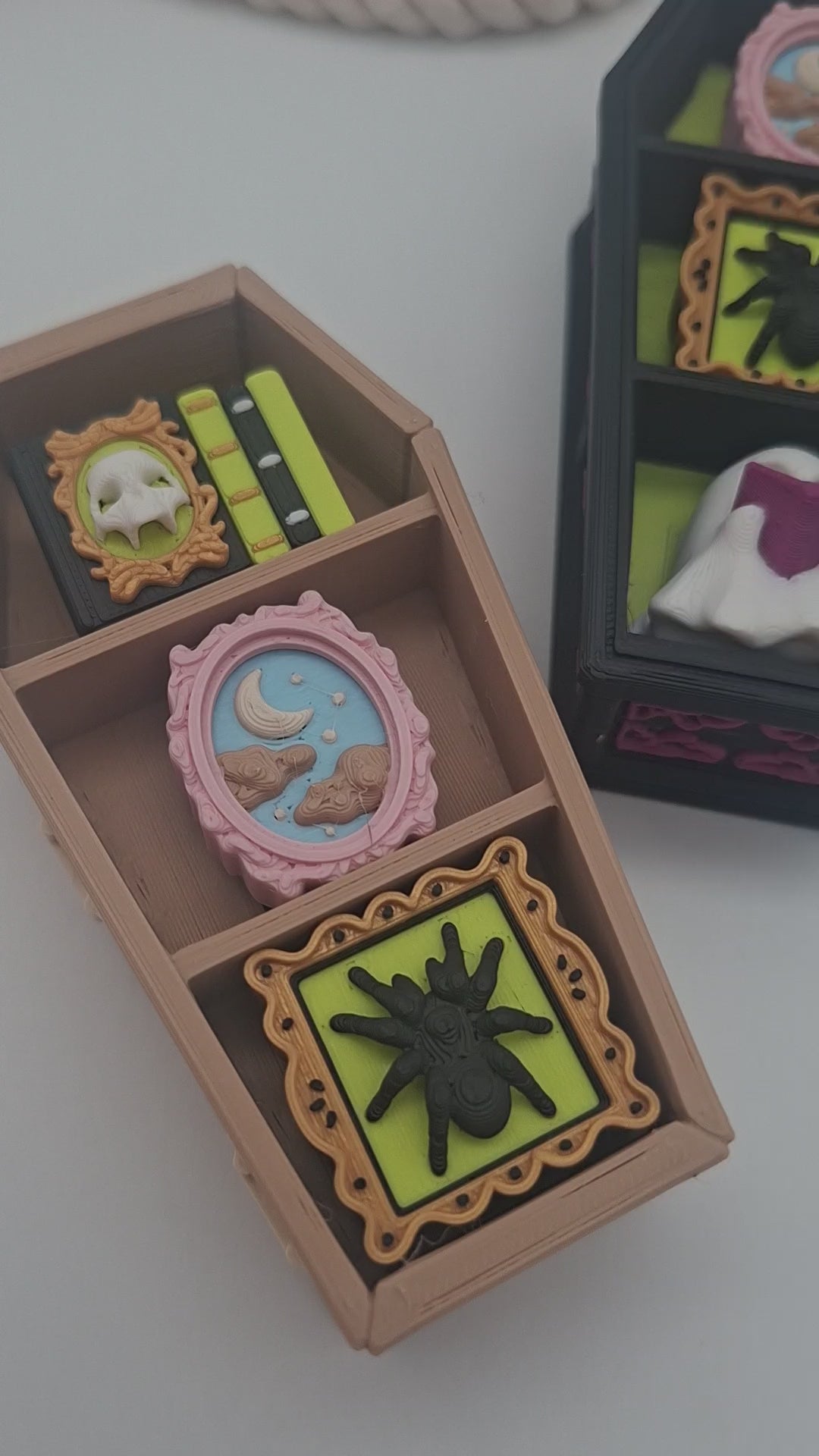 3D-gedruckter Sarg Fidget Klicker mit liebevollem Design.