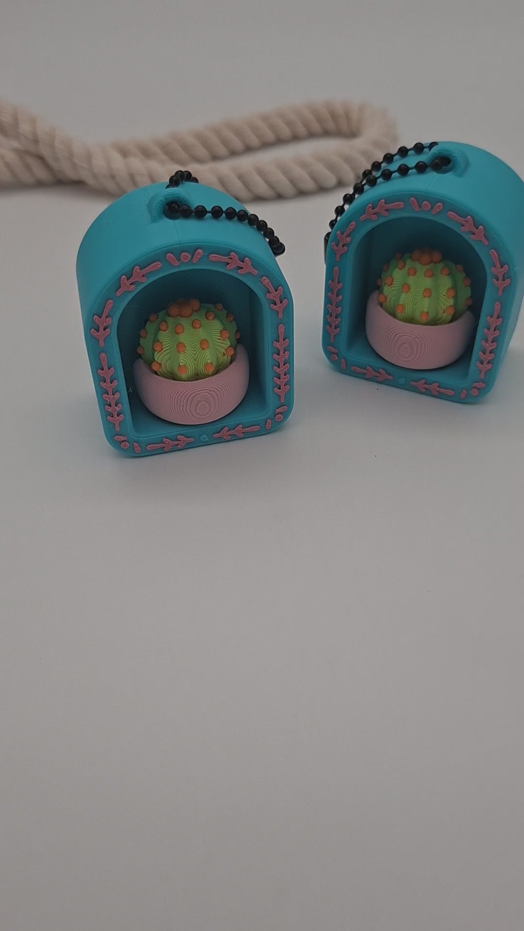 3D-gedruckter Kaktus Fidget Klicker mit liebevollem Design.